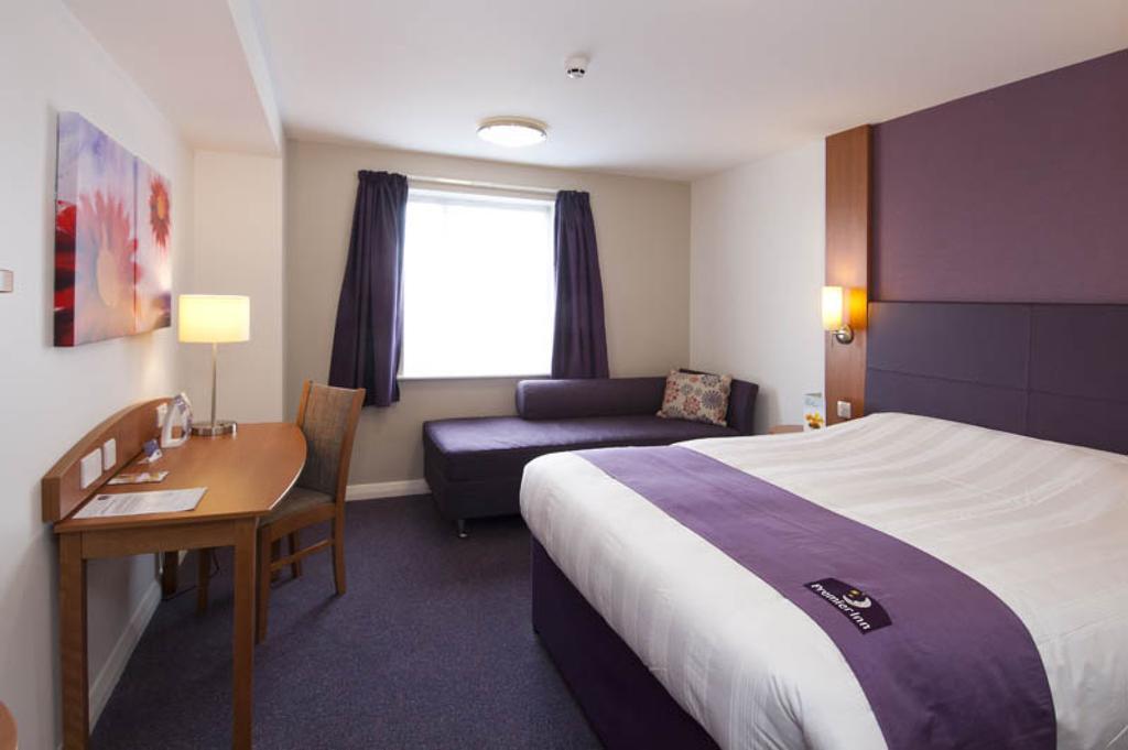 Premier Inn Newcastle - Metro Centre Gateshead Dış mekan fotoğraf
